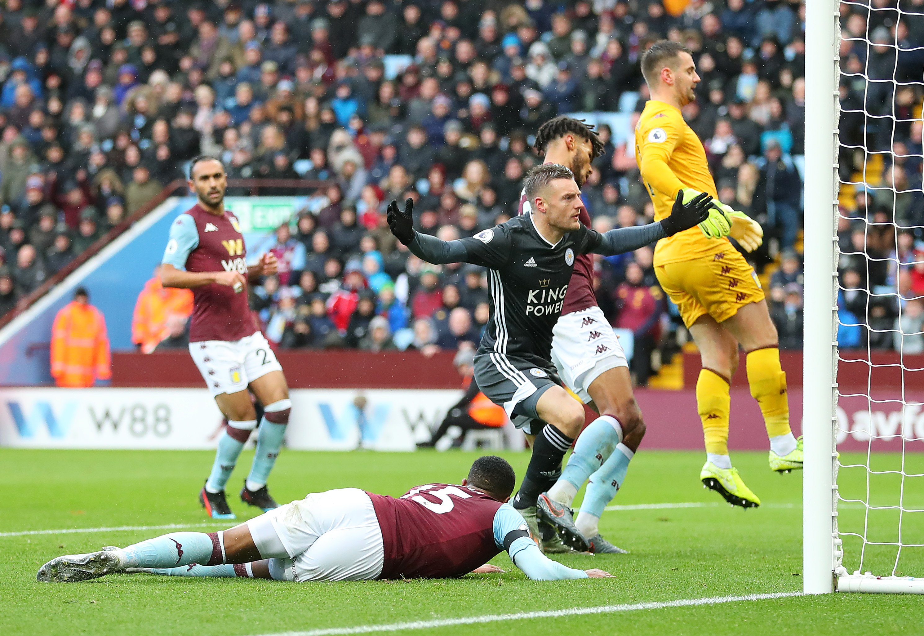 继续留在马 继续留在马